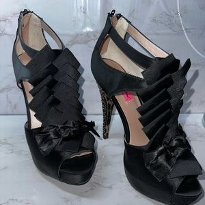 Betsey Johnson Black Heels